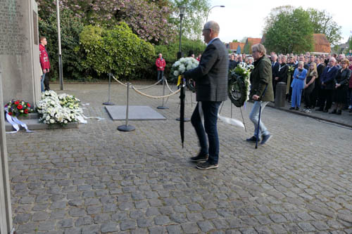 herdenking kranslegging wim netty