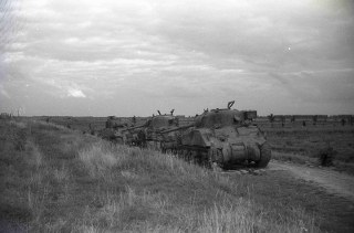 Q 28 Afbeelding tank in de polder