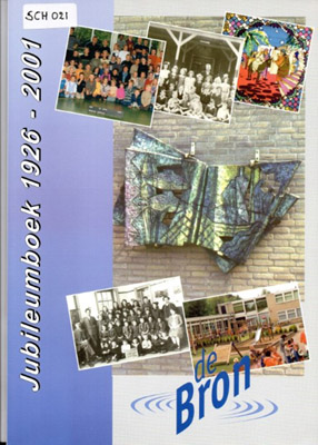 Cover of De Bron  jubileum boek 1926- 2001
